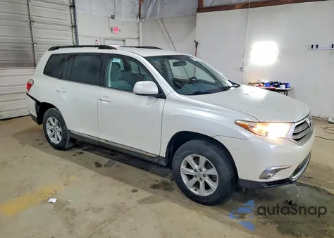 2012 Toyota Highlander Base из США, поврежденный, VIN 5TDZK3EH8CS089075